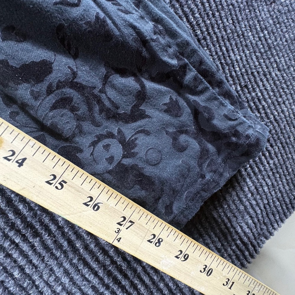 Levi's Jeans Womens 28 Black Mid Rise Skinny Flocked Damask Velvet Baroque Tonal - Picture 7 of 11